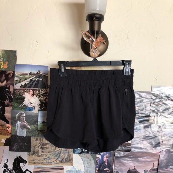 🧘🏻♀️LULULEMON🧘🏻♀️track that shorts NWOT